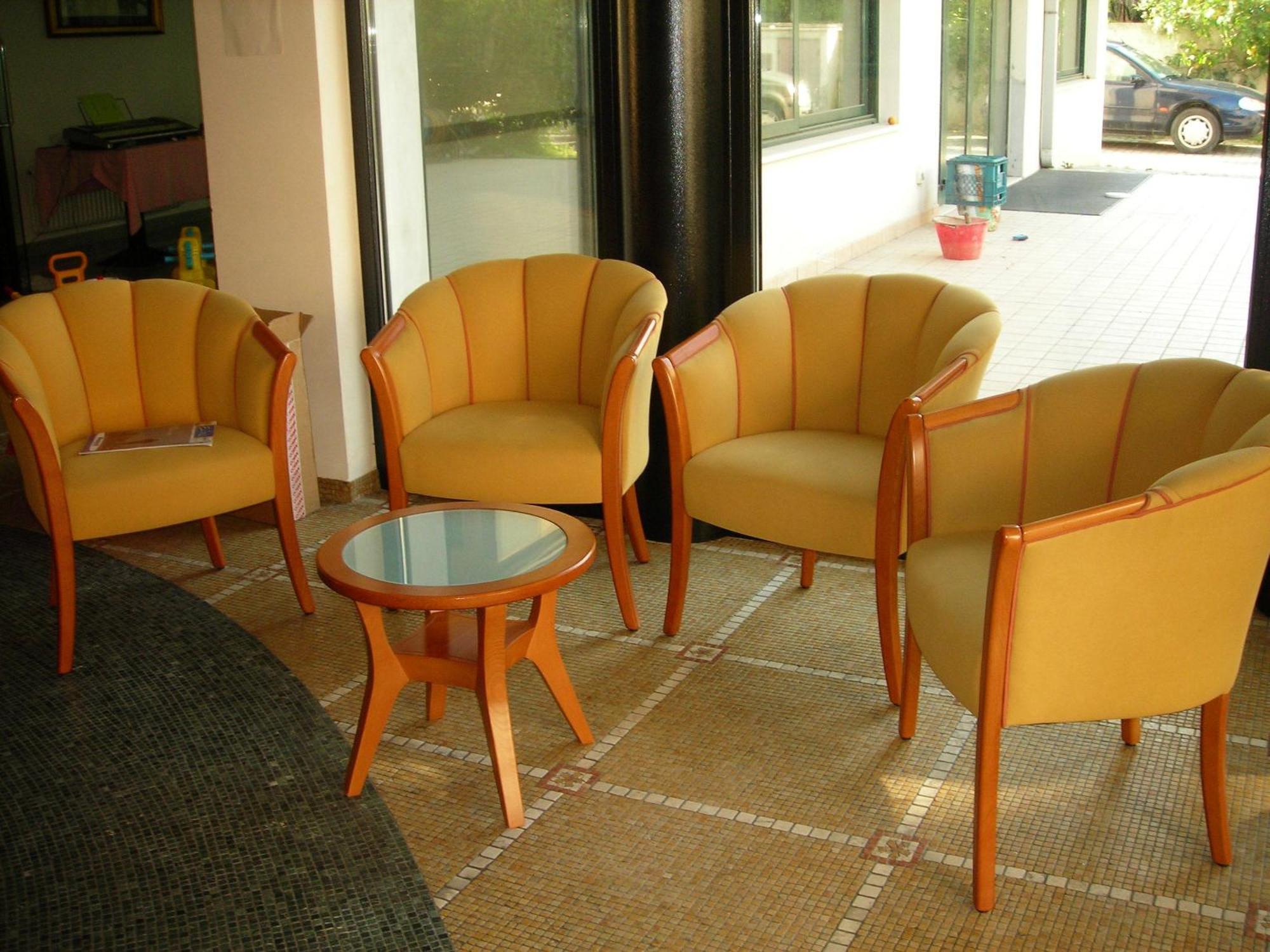 Hotel La Perla Roseto Degli Abruzzi Buitenkant foto